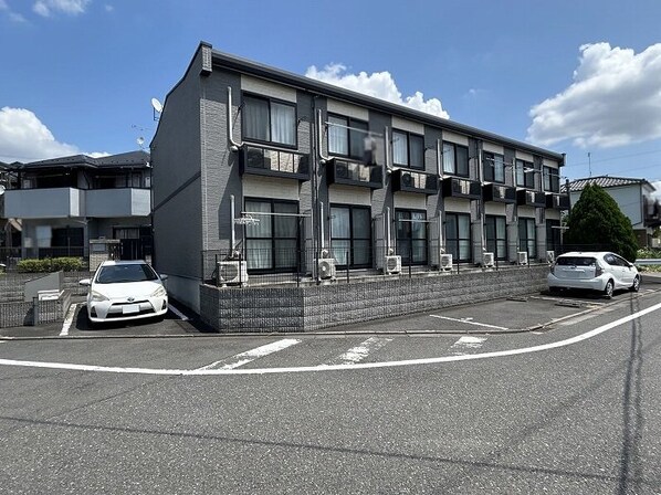 レオパレスソルヴェーグの物件外観写真